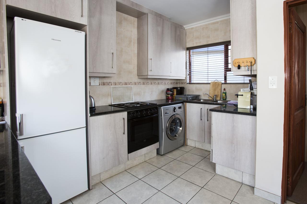 Spacious Garden Cottage Johannesburg Luaran gambar