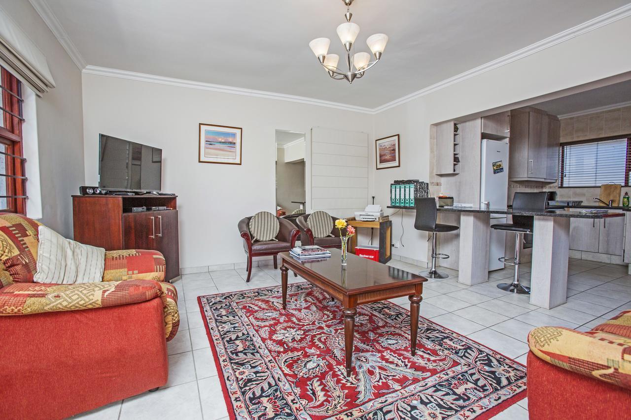 Spacious Garden Cottage Johannesburg Luaran gambar